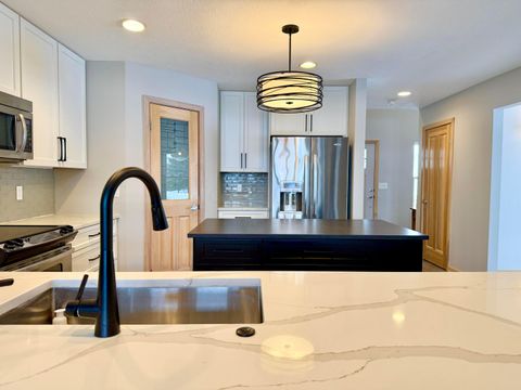 Tiny photo for 2014 Palouse Drive, London, OH 43140 (MLS # 226002972)