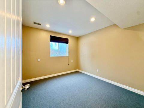 Tiny photo for 2014 Palouse Drive, London, OH 43140 (MLS # 226002972)