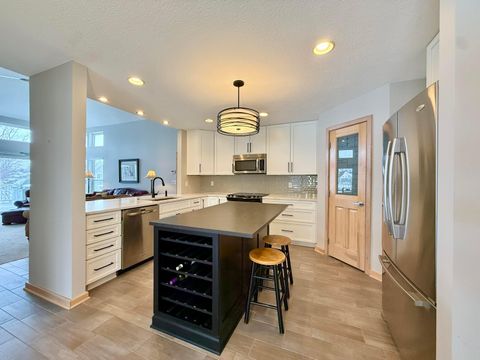 Tiny photo for 2014 Palouse Drive, London, OH 43140 (MLS # 226002972)