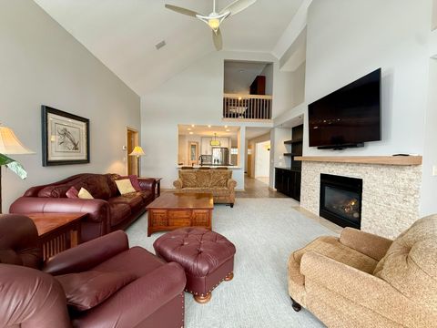 Tiny photo for 2014 Palouse Drive, London, OH 43140 (MLS # 226002972)