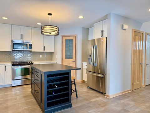 Tiny photo for 2014 Palouse Drive, London, OH 43140 (MLS # 226002972)