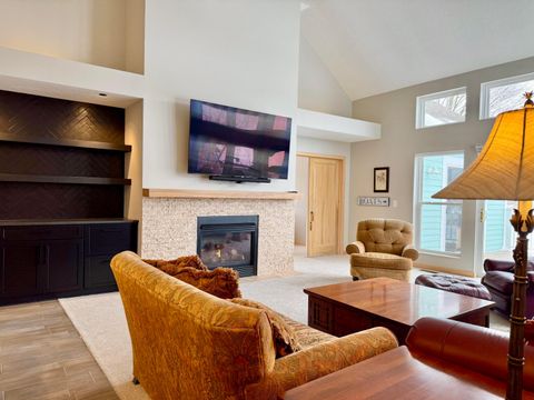 Tiny photo for 2014 Palouse Drive, London, OH 43140 (MLS # 226002972)