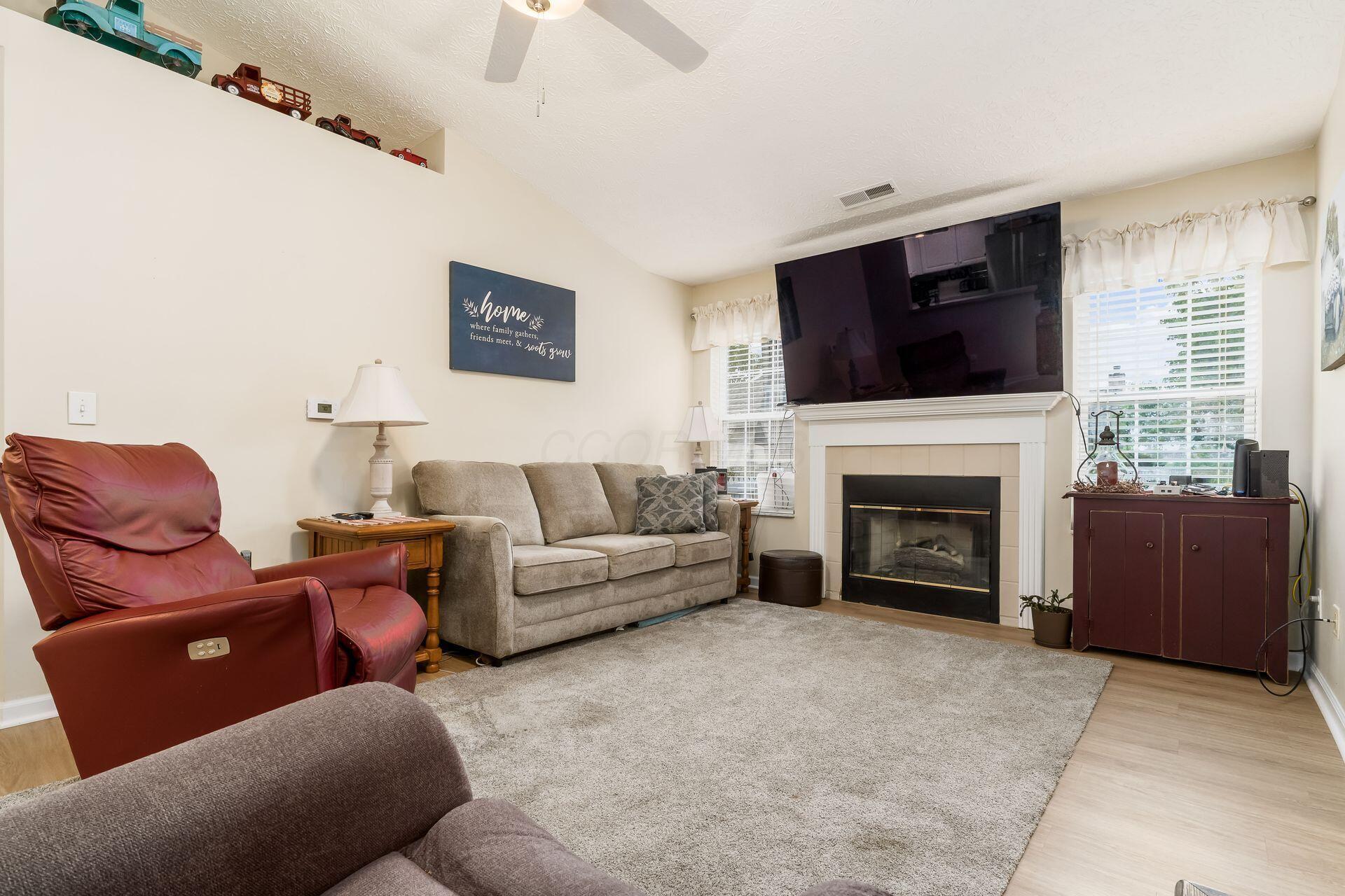 6621 Eagle Ridge Lane #9C, Canal Winchester, Ohio image 12