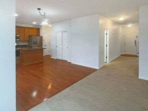 Tiny photo for 634 Preston Trails Drive, Pickerington, OH 43147 (MLS # 226000636)