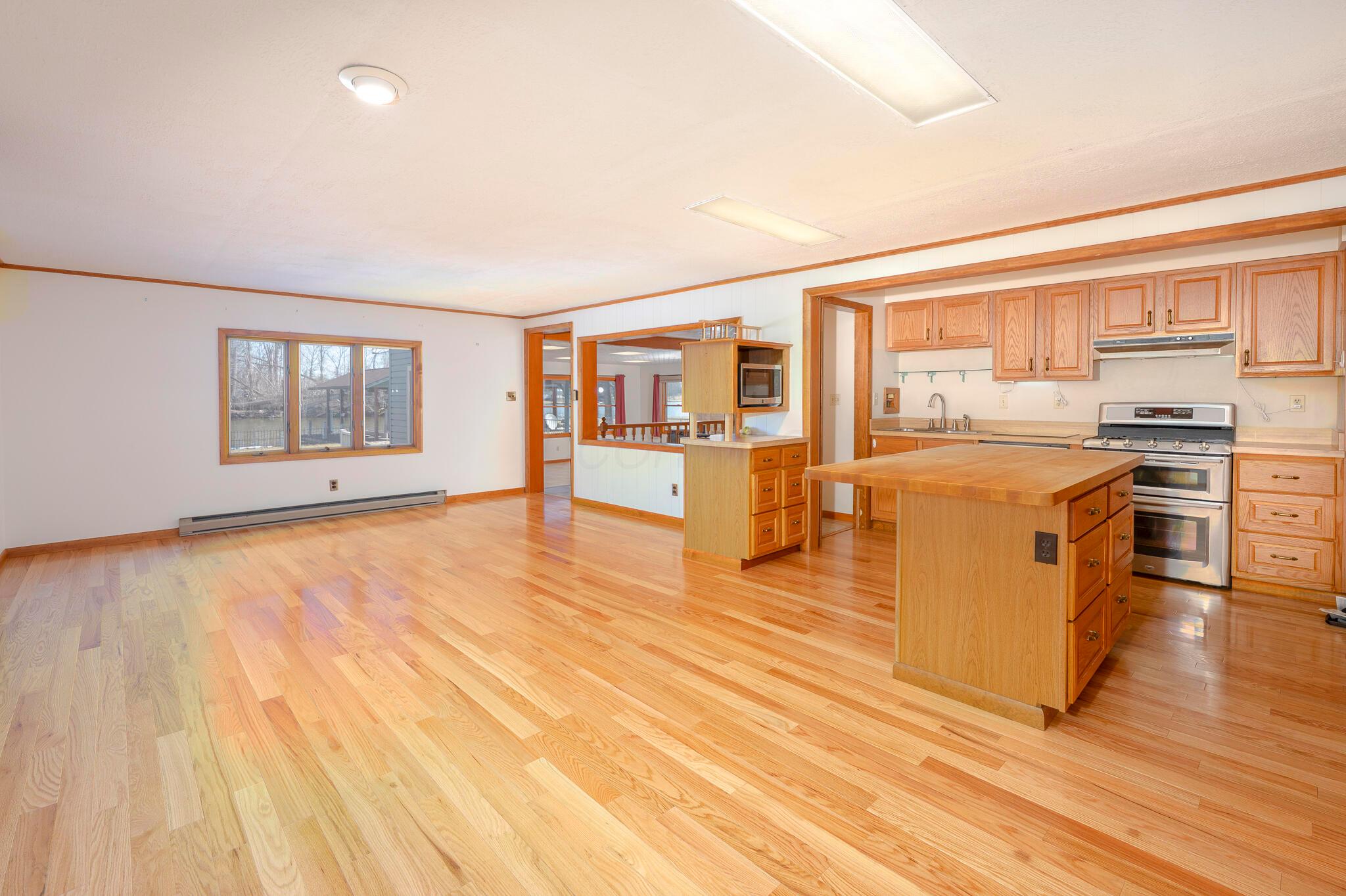 7868 Beech Avenue, Russells Point, Ohio image 4