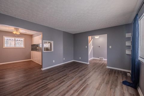 Tiny photo for 2706 Maywood Road, Columbus, OH 43232 (MLS # 225045129)