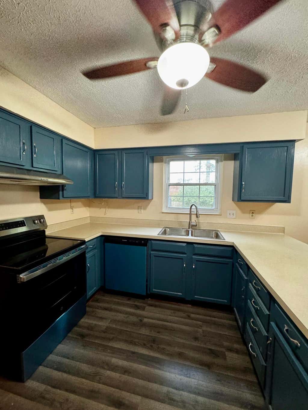 Photo of 7456 Gardenview Place, Dublin, OH 43016 (MLS # 226028454)