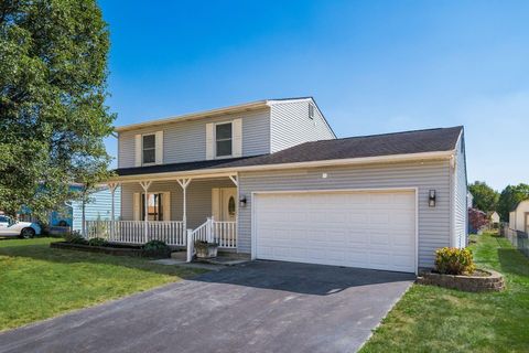 Photo of 1969 Forest Lake Court, Grove City, OH 43123 (MLS # 225034677)