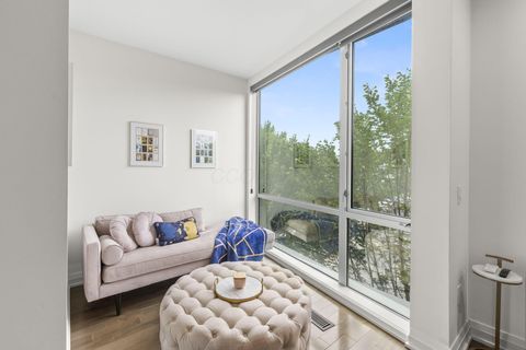 Tiny photo for 239 Auden Avenue, Columbus, OH 43215 (MLS # 226000834)