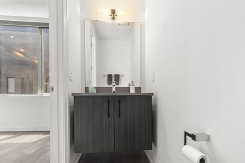 Tiny photo for 239 Auden Avenue, Columbus, OH 43215 (MLS # 226000834)