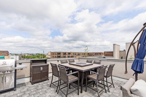 Tiny photo for 239 Auden Avenue, Columbus, OH 43215 (MLS # 226000834)