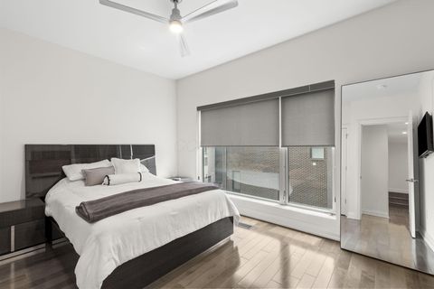 Tiny photo for 239 Auden Avenue, Columbus, OH 43215 (MLS # 226000834)