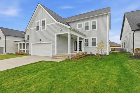 Photo of 3615 Kassidy Drive, Grove City, OH 43123 (MLS # 225044009)