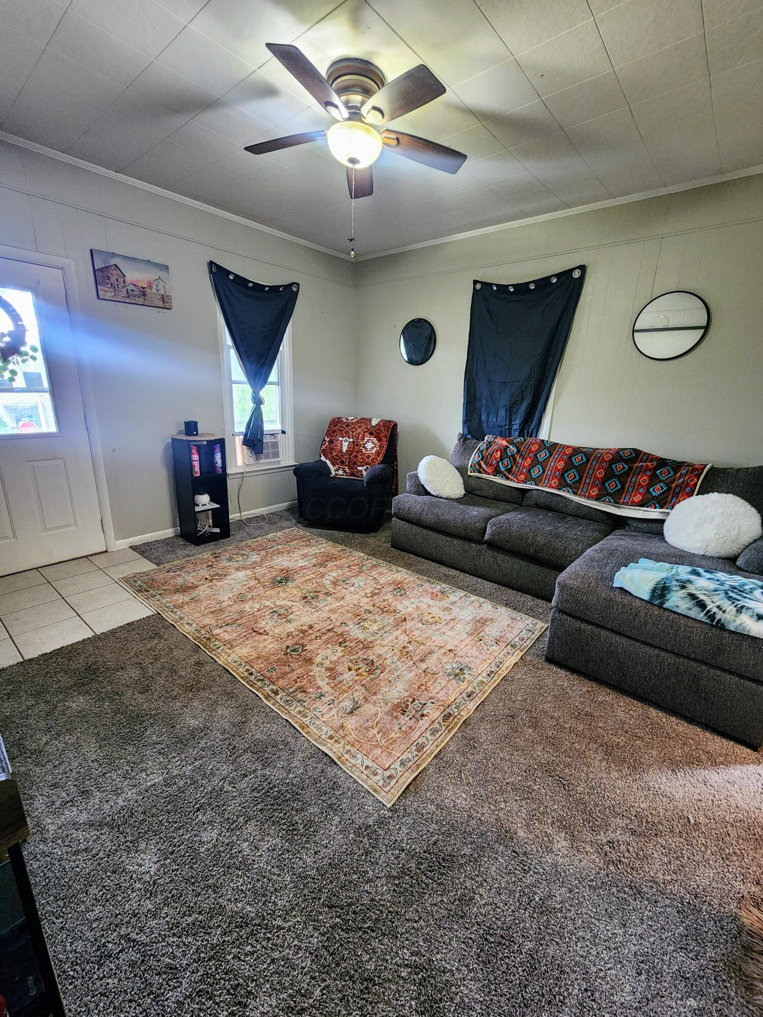 750 S 9th Street, Cambridge, Ohio image 2