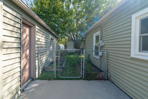 Tiny photo for 364 E College Avenue, Westerville, OH 43081 (MLS # 225037505)