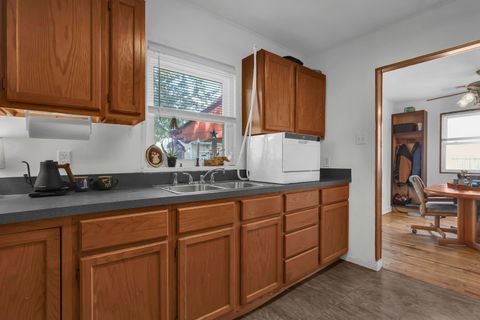 Tiny photo for 868 Lawndale Avenue, Columbus, OH 43207 (MLS # 225037770)