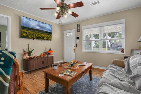 Tiny photo for 868 Lawndale Avenue, Columbus, OH 43207 (MLS # 225037770)