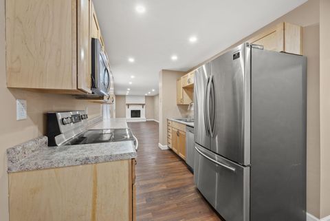 Tiny photo for 705 Timberlake Drive, Westerville, OH 43081 (MLS # 225044636)