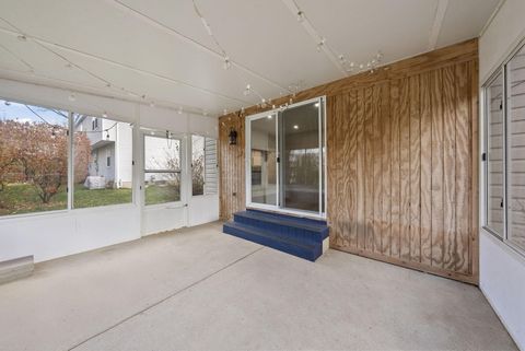 Tiny photo for 705 Timberlake Drive, Westerville, OH 43081 (MLS # 225044636)