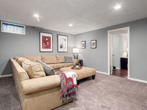 Tiny photo for 4152 Nafzger Drive, Columbus, OH 43230 (MLS # 225041029)