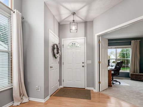 Tiny photo for 4152 Nafzger Drive, Columbus, OH 43230 (MLS # 225041029)