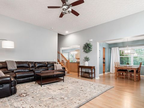 Tiny photo for 4152 Nafzger Drive, Columbus, OH 43230 (MLS # 225041029)