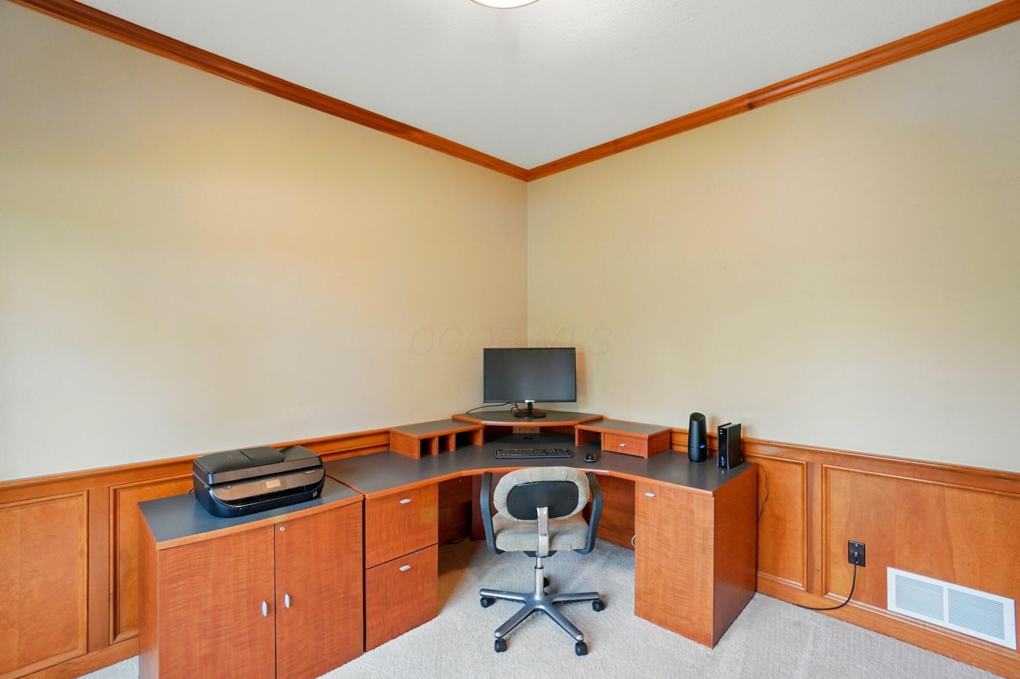 6467 Spring Run Drive, Westerville, Ohio image 34