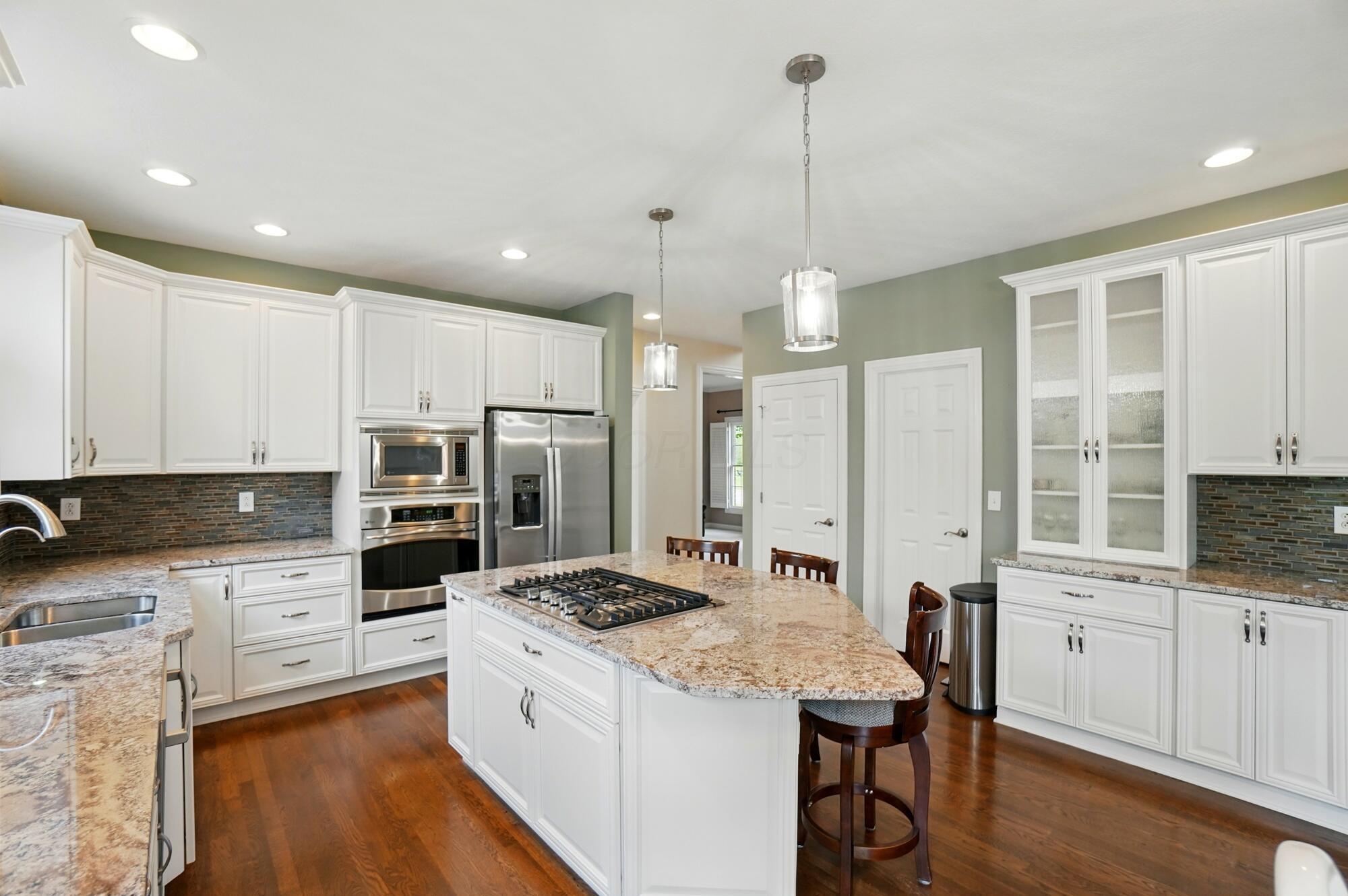 6467 Spring Run Drive, Westerville, Ohio image 24