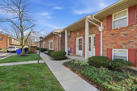 Photo of 1359 Bluff Avenue A #A, Columbus, OH 43212 (MLS # 225043618)