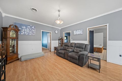 Tiny photo for 179 Selma Street, Marion, OH 43302 (MLS # 225039618)