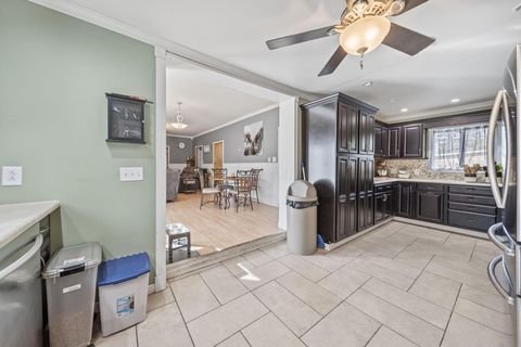 Tiny photo for 179 Selma Street, Marion, OH 43302 (MLS # 225039618)