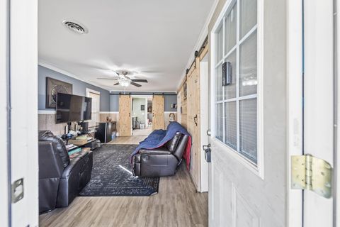 Tiny photo for 179 Selma Street, Marion, OH 43302 (MLS # 225039618)