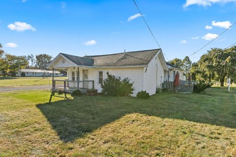Tiny photo for 179 Selma Street, Marion, OH 43302 (MLS # 225039618)