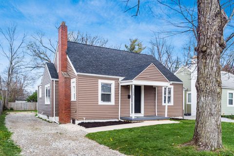 Photo of 1166 E Woodrow Avenue, Columbus, OH 43207 (MLS # 226010866)