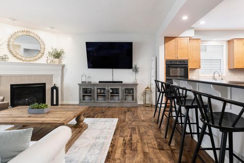 Tiny photo for 6980 Grate Park Drive, New Albany, OH 43054 (MLS # 226000537)