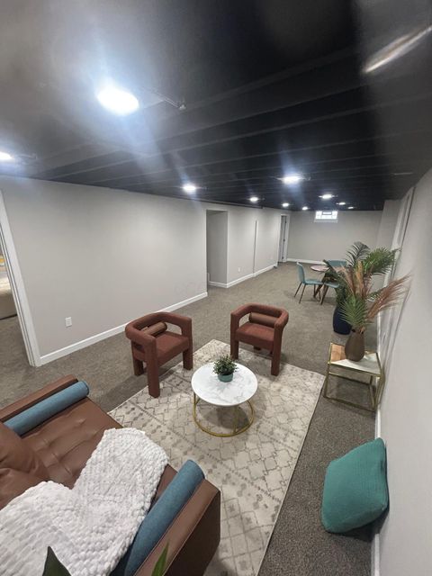 Tiny photo for 1861 Alvason Avenue, Columbus, OH 43219 (MLS # 225044846)