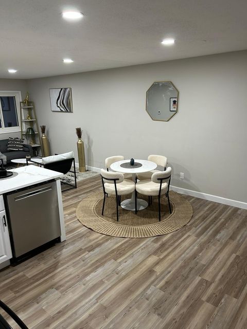 Tiny photo for 1861 Alvason Avenue, Columbus, OH 43219 (MLS # 225044846)