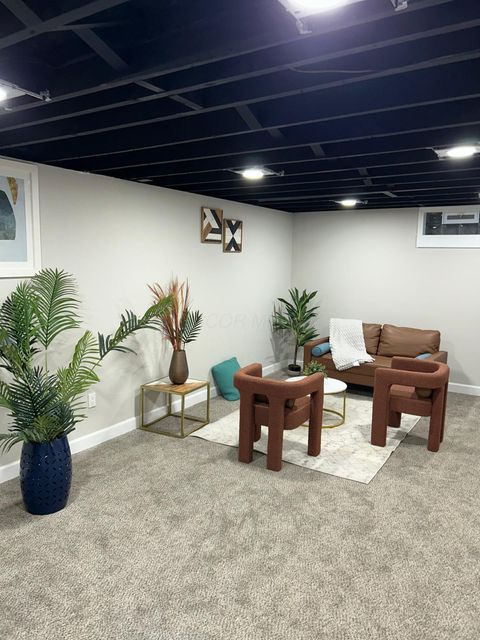 Tiny photo for 1861 Alvason Avenue, Columbus, OH 43219 (MLS # 225044846)