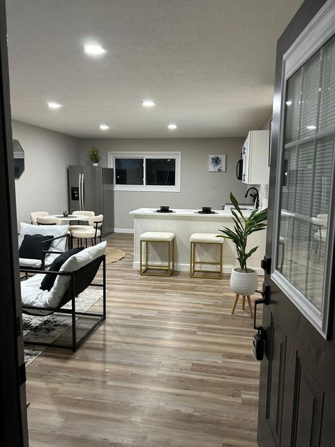 Tiny photo for 1861 Alvason Avenue, Columbus, OH 43219 (MLS # 225044846)