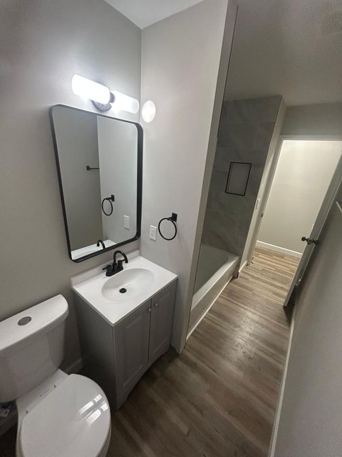 Tiny photo for 1861 Alvason Avenue, Columbus, OH 43219 (MLS # 225044846)