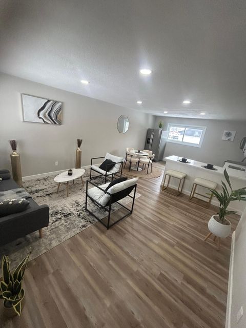 Tiny photo for 1861 Alvason Avenue, Columbus, OH 43219 (MLS # 225044846)