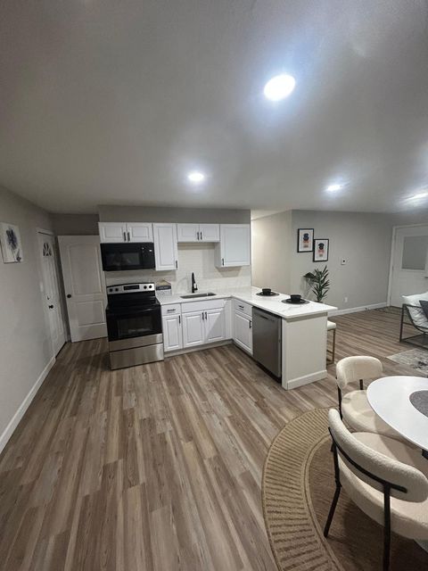 Tiny photo for 1861 Alvason Avenue, Columbus, OH 43219 (MLS # 225044846)