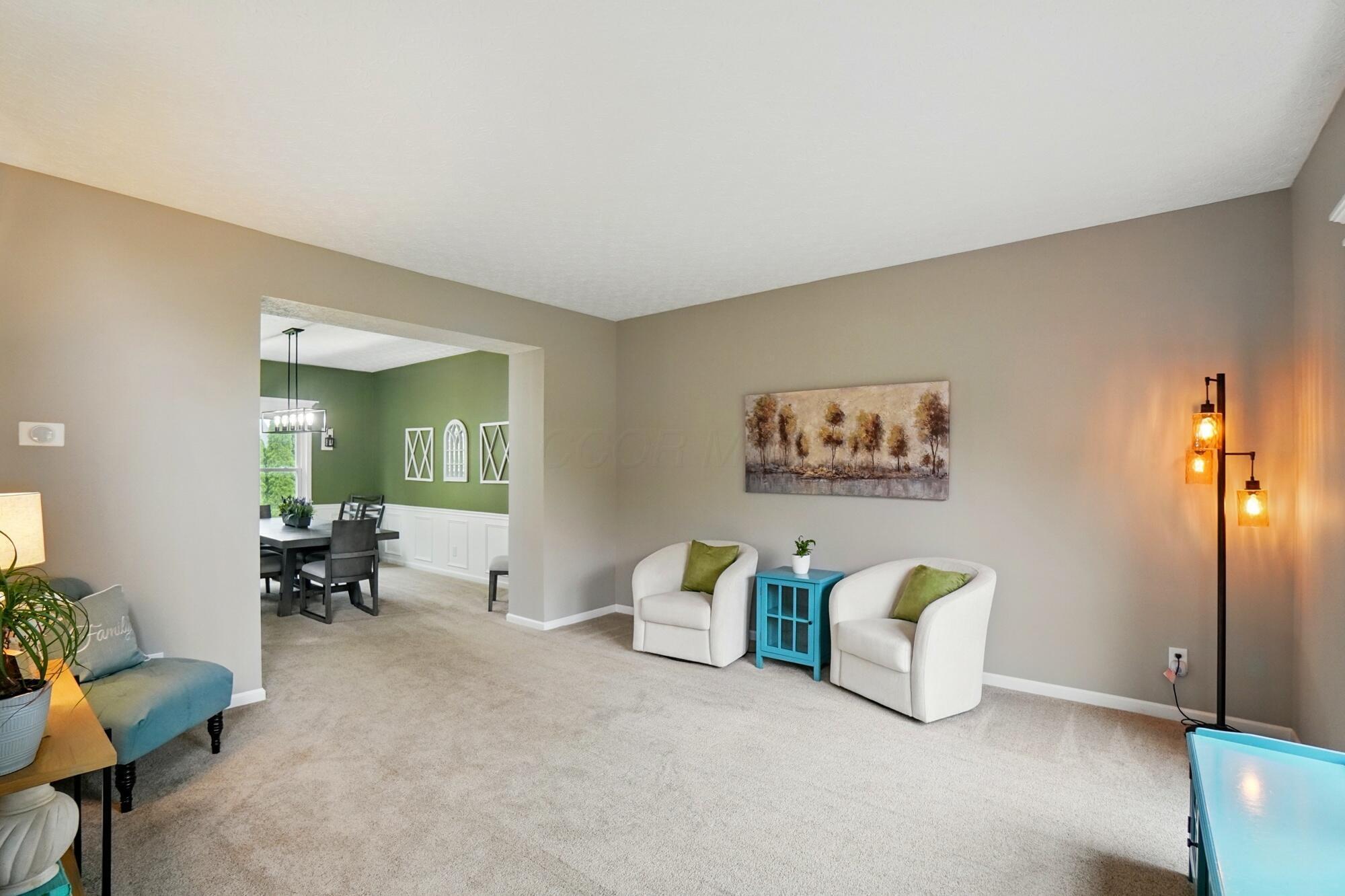 6180 Clover Place, Hilliard, Ohio image 9