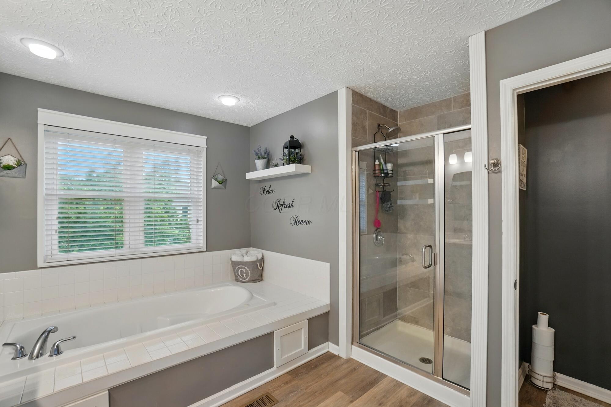 6180 Clover Place, Hilliard, Ohio image 38