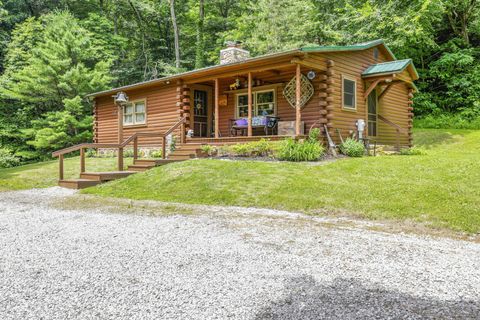 Photo of 7899 Old Logan Road SE, Sugar Grove, OH 43155 (MLS # 226024673)