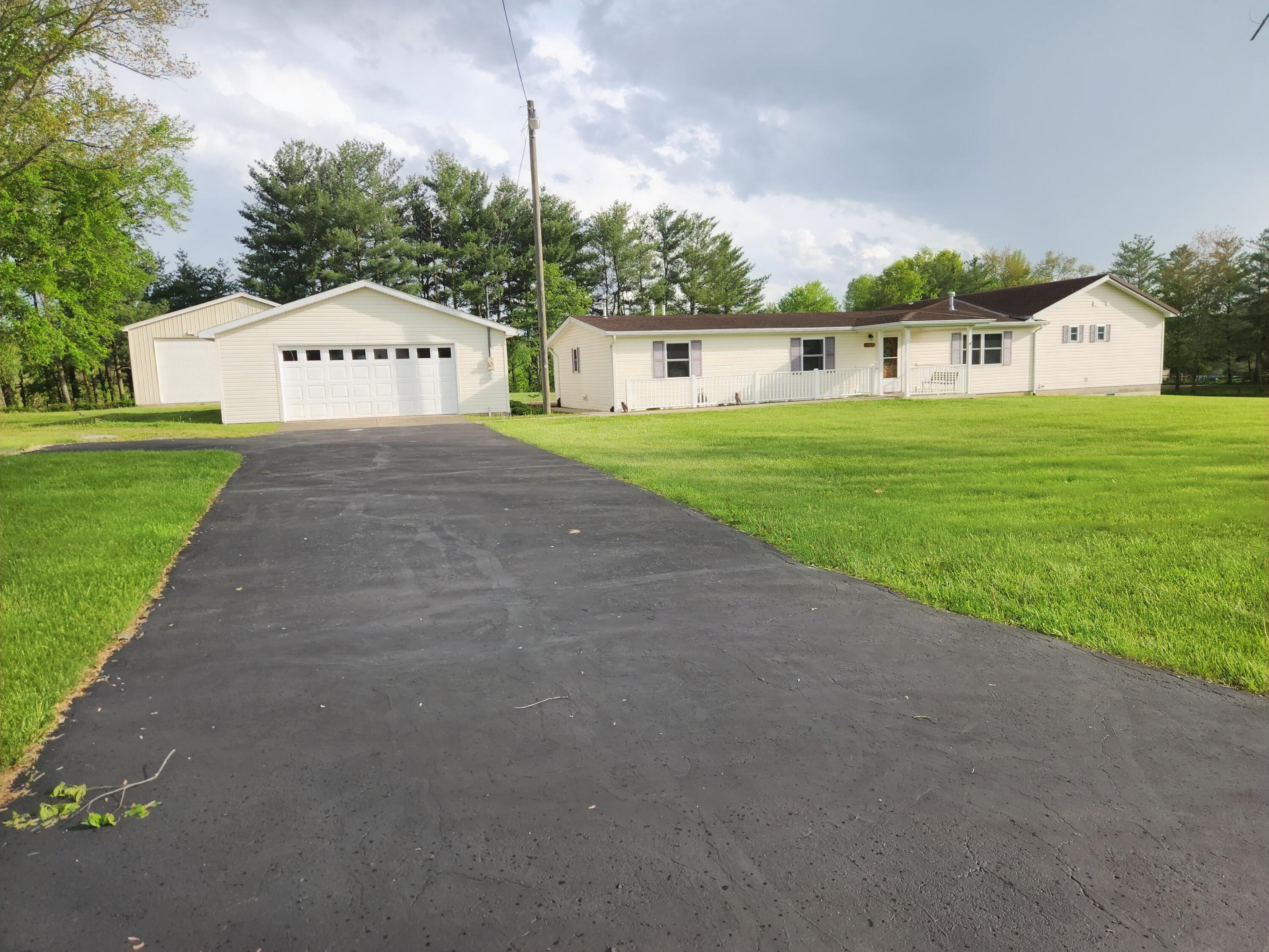 5747 E Clinton Street, Albany, Ohio image 2
