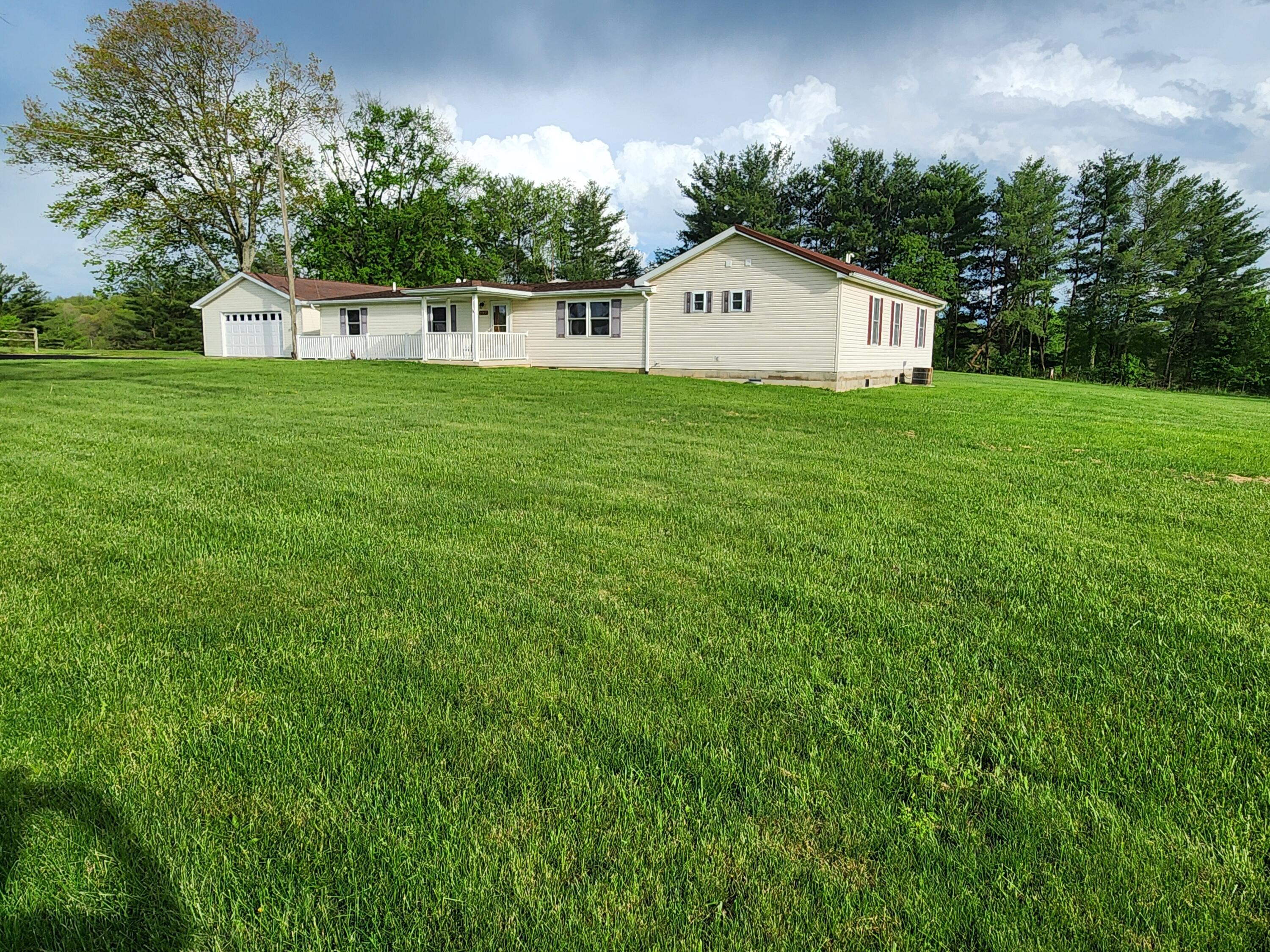 5747 E Clinton Street, Albany, Ohio image 3