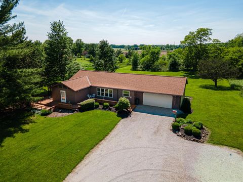 Photo of 5866 County Road 30, Mount Gilead, OH 43338 (MLS # 226019472)