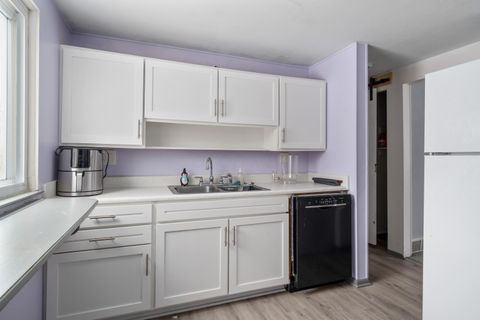 Tiny photo for 1450 Felix Drive, Columbus, OH 43207 (MLS # 226002637)