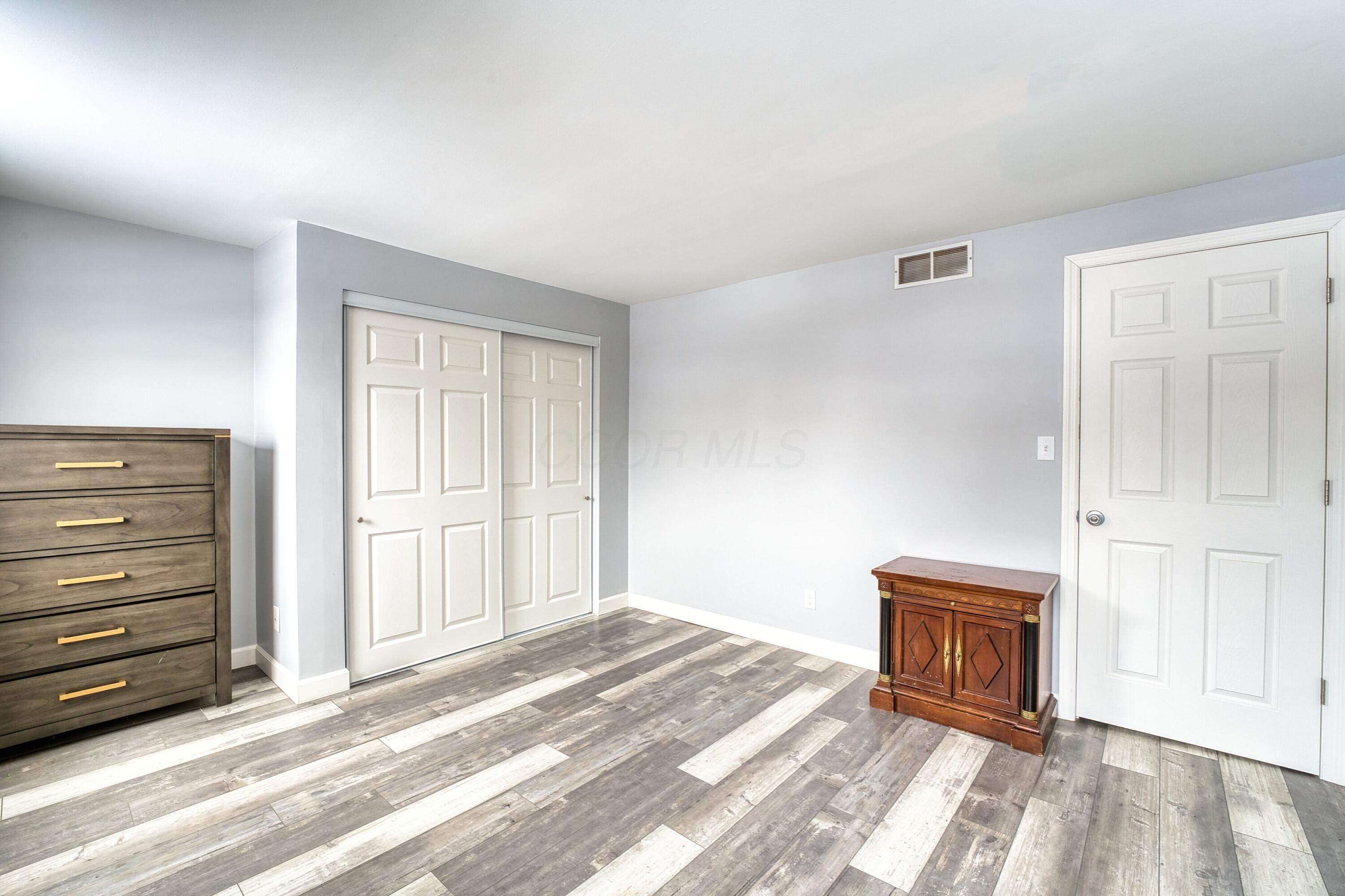 1856 Cherrywood Drive, Newark, Ohio image 27